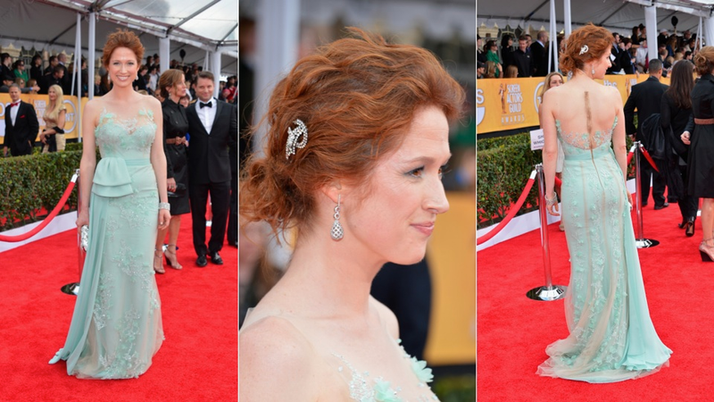 Illustration for article titled Classic Glamour and Fugly Failures at the SAG Awards